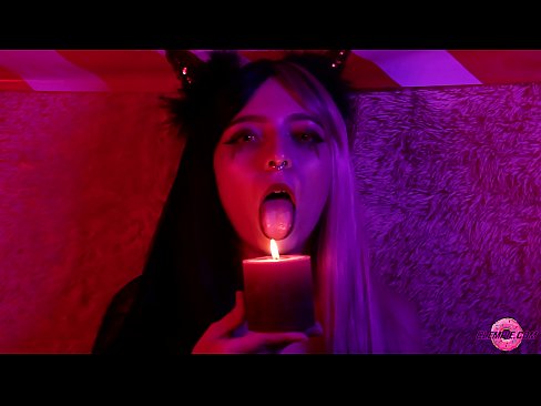 ❤️ Passionerad Blowjob från sexig succubus med munfyllning Hård porr at sv.naughtyhentai.ru ❌️